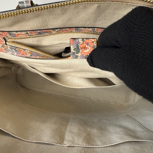 Gucci Floral Liberty Canvas Top-Handle Duffel — Coral, Beige, Green - Picture 11 of 12